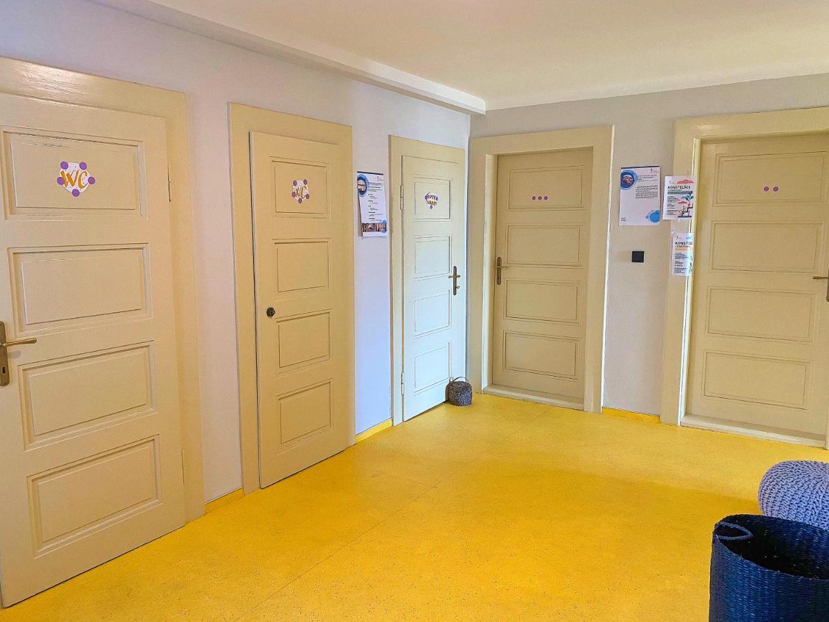Apartament Knk Vibrant Central Spacious Hideaway Hradec Králové Zewnętrze zdjęcie