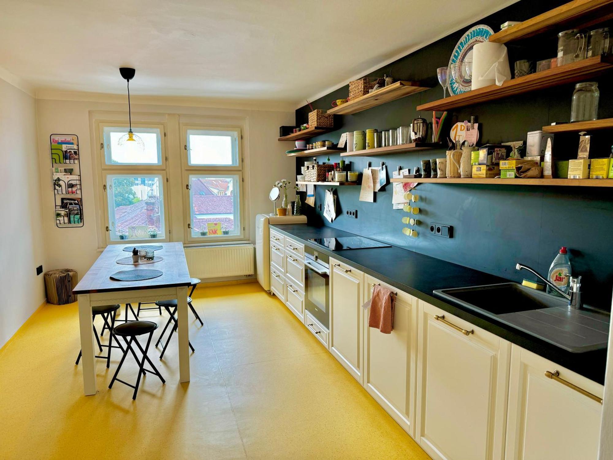 Apartament Knk Vibrant Central Spacious Hideaway Hradec Králové Zewnętrze zdjęcie